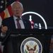 México puede convertirse en la batería de energías limpias: Ken Salazar