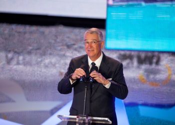 Empresas de Salinas Pliego deben 63 mmdp en impuestos: SAT