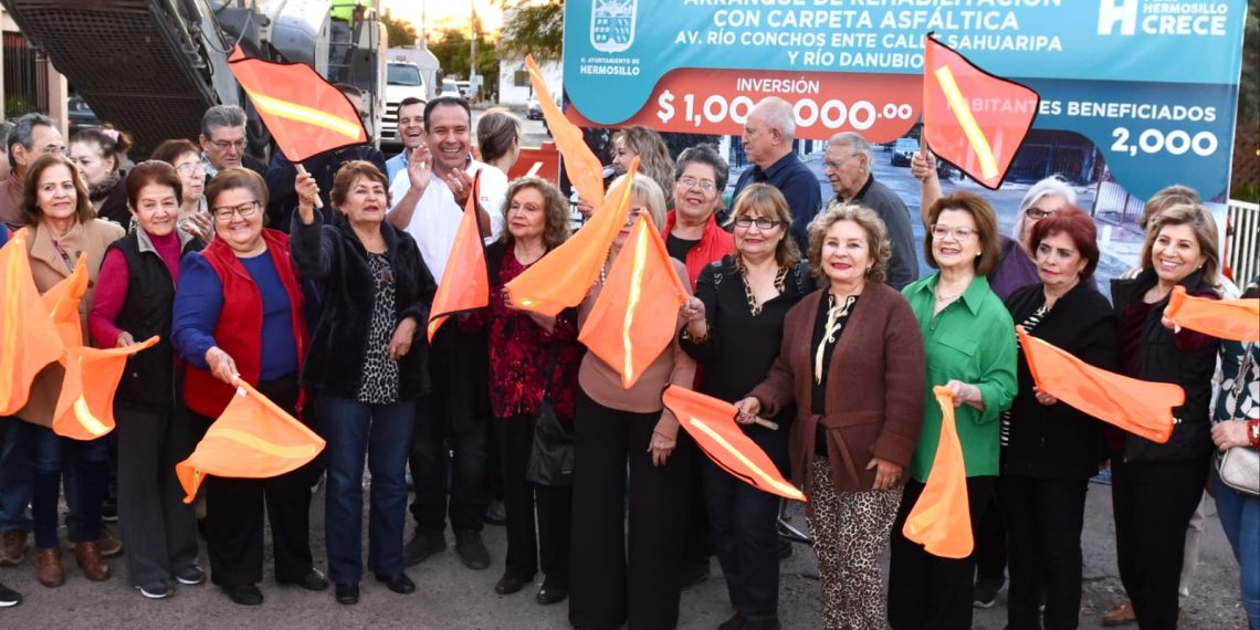 Inicia Toño Astiazarán transformación de avenida Argel en colonia Casa Blanca