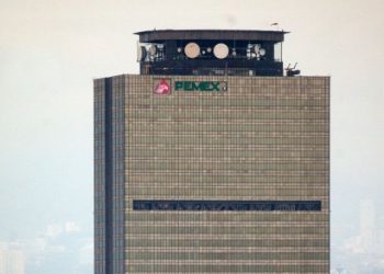 Pemex espera producción comercial 'a plena capacidad' en refinería Olmeca a fines marzo