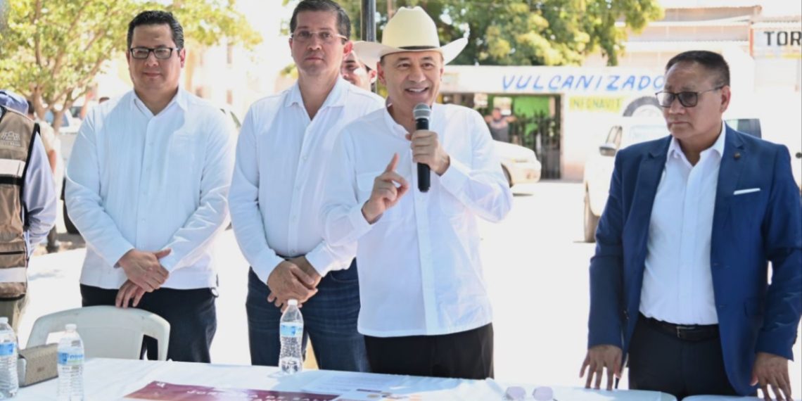 Acompaña Gobernador a locatarios en supervisión de modernización del Mercado Municipal en Navojoa