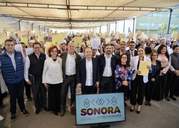 Entrega Gobernador Durazo más de mil bases a personal de salud e inaugura primera sala de hemodinamia en la entidad