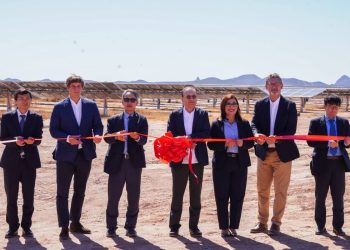 Inaugura Gobernador Durazo Parque Solar Tastiota de 137.5 mdd