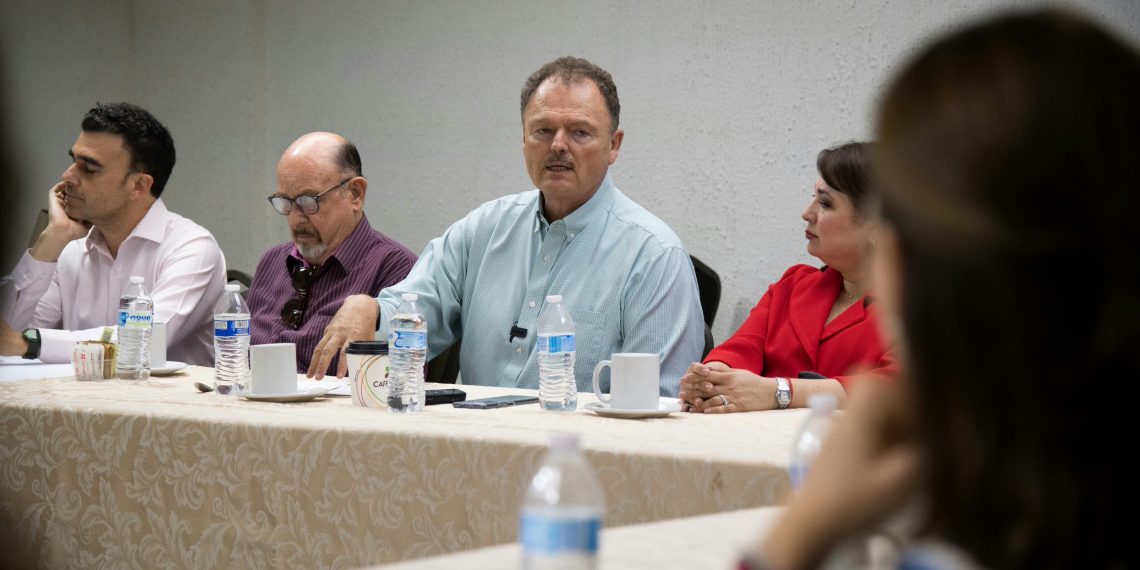 Impulsará “El Borrego” Gándara creación de empleos para combatir la pobreza