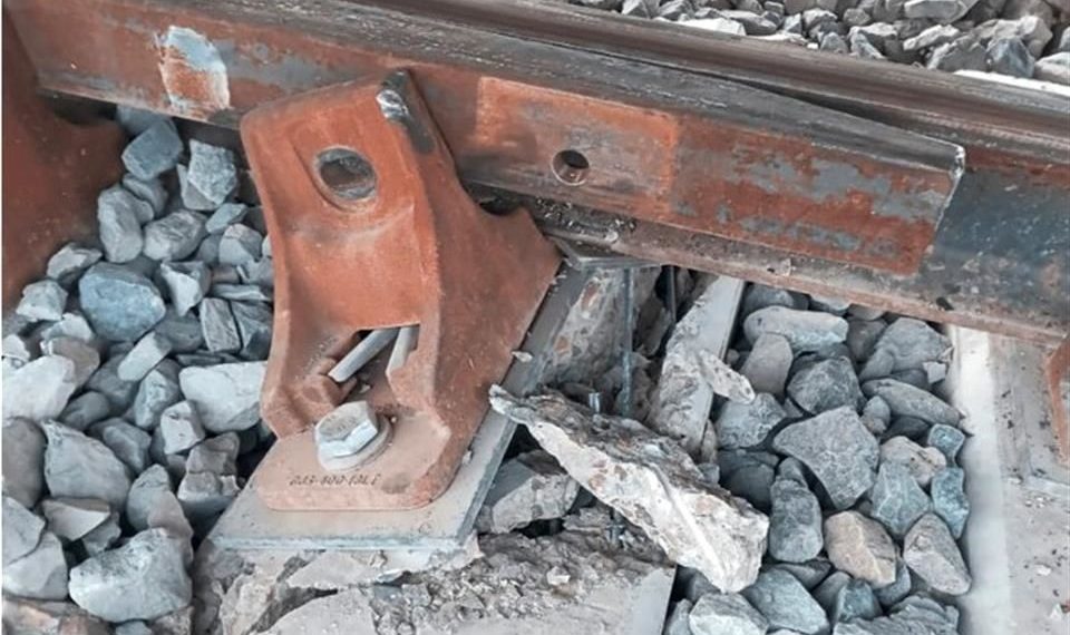 Revela Sedena 'fallas humanas' y de tornillos en Tren Maya