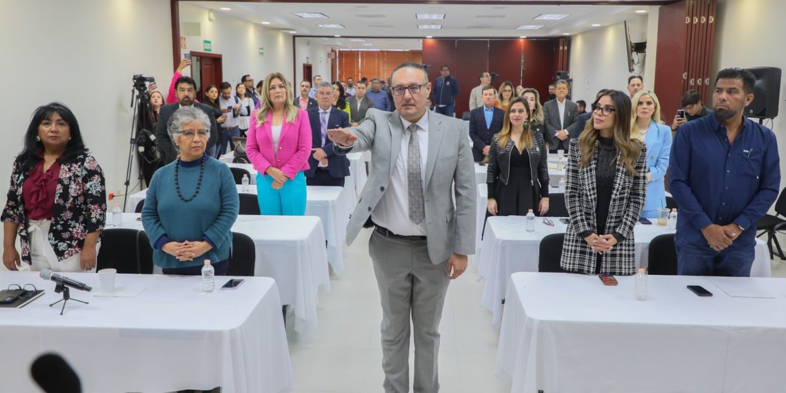 Rinden protesta ante Congreso de Sonora magistrados del TJA y STJ