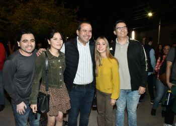 El Presidente Municipal activó la iluminación de la Avenida Tecnológico y bulevar Solidaridad