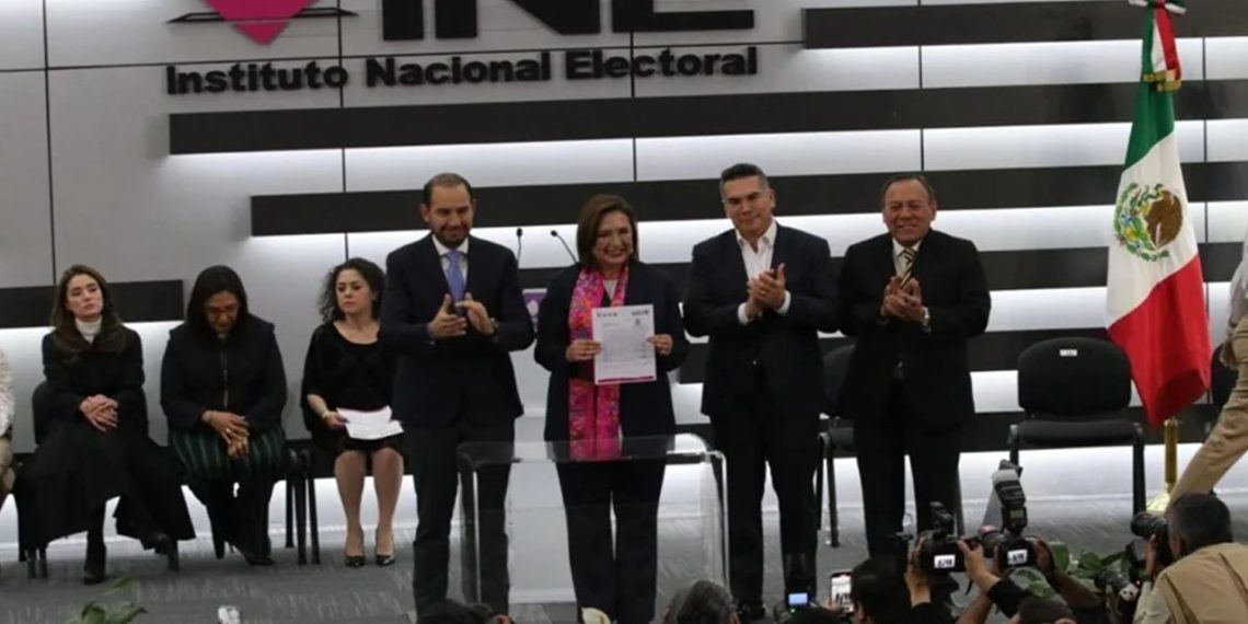 'Saque las manos de proceso electoral', exige Xóchitl a AMLO