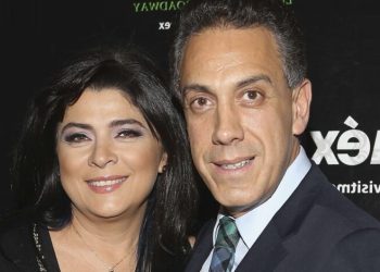 Victoria Ruffo niega divorcio