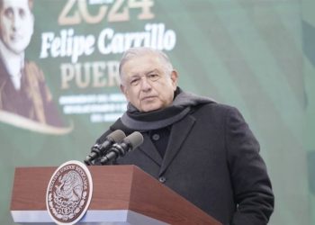Los que marcharon se disfrazan de demócratas: AMLO