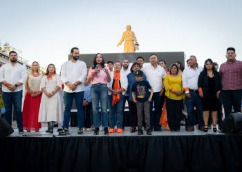 Presenta Natalia Rivera quienes conformarían su planilla ciudadana por Hermosillo