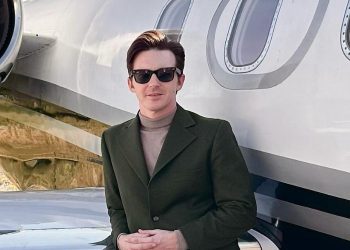 Drake Bell responde a quienes lo acusan de consumir drogas en concierto de Grupo Firme