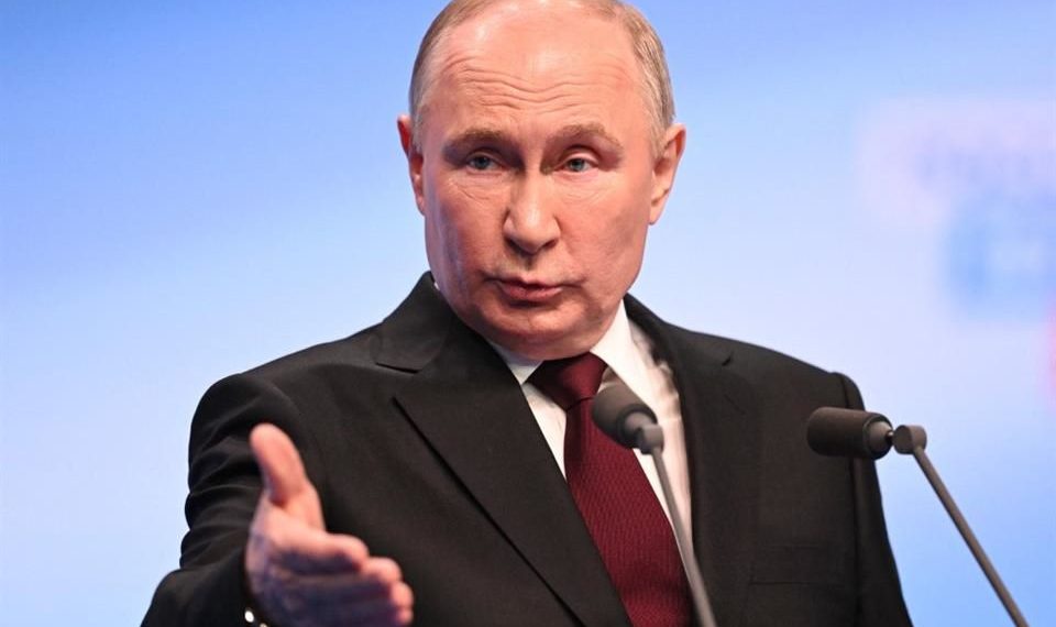 Agradece Putin victoria en elección Presidencial