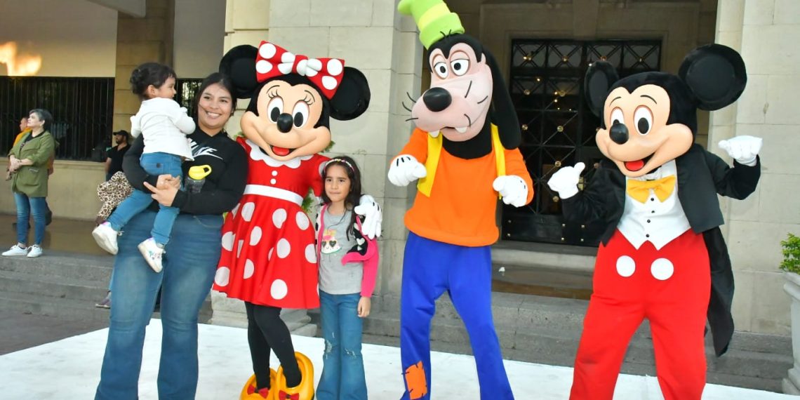 Celebran hermosillenses y visitantes el V aniversario de la Viactiva