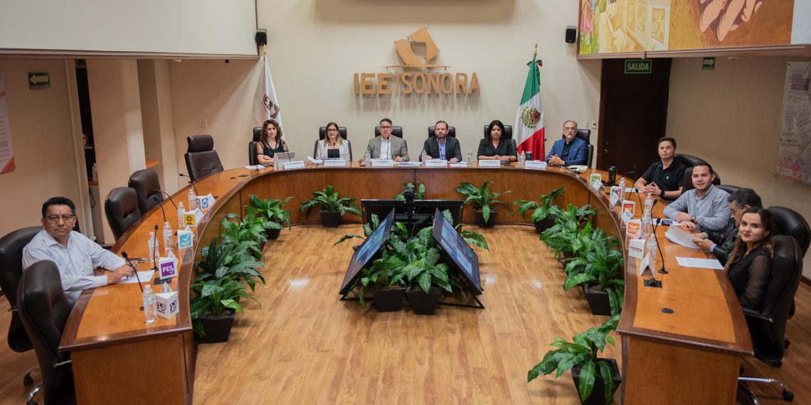Define IEE Sonora lugar y fechas de los Debates Municipales 2024
