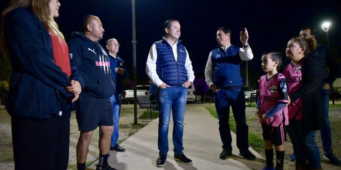 Continúa Toño Astiazarán con transformación de espacios públicos en colonias