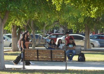 Este lunes 1° de abril regresan a clases estudiantes universitarios de Sonora