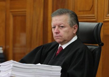 Investigan a expresidente de la SCJN, Arturo Zaldívar, por presunta corrupción