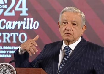 AMLO propone desaparecer 'todos' los organismos autónomos en reforma