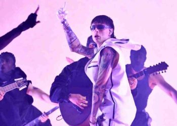 Peso Pluma hace homenaje a la música regional mexicana