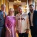 Desayuna AMLO con directivos de Astros y Rockies