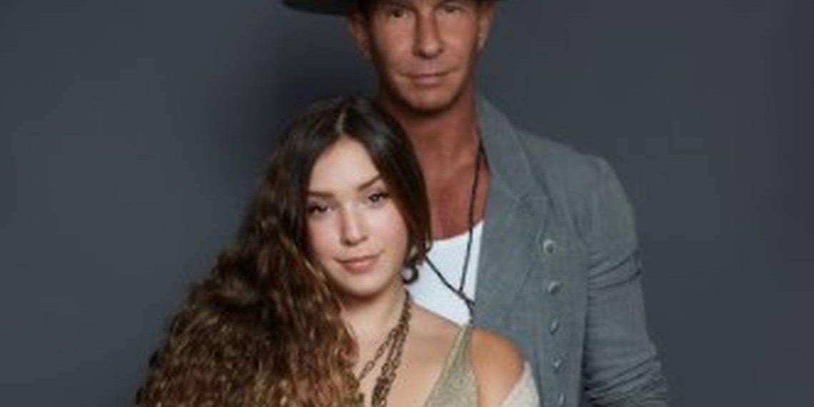 Erik Rubín y Mía Rubín estallan en llanto en el escenario