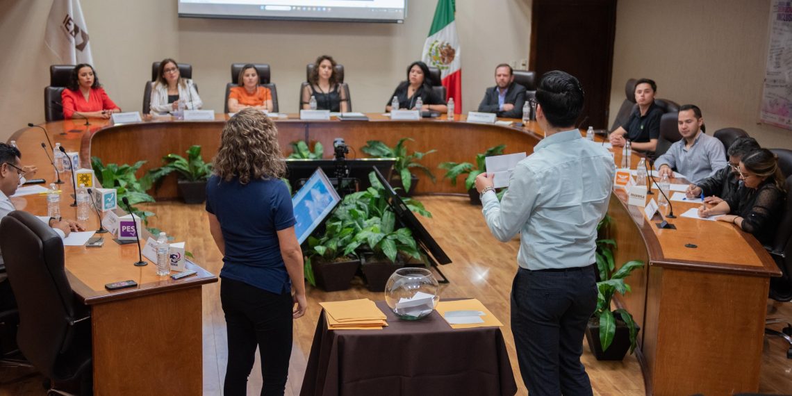 Sortea IEE Sonora temáticas de los debates municipales 2024; invita a la ciudadanía a participar