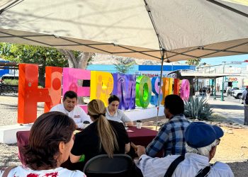 Realiza Jacobo Mendoza programa “Diálogos Ciudadanos” en el Jardín Juárez