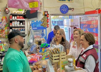 Lleva Ely Sallard una campaña llena de energía a las colonias de Las Minitas, Real del Carmen y las Granjas.