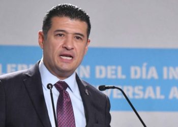 “Los millones de votos que reciben los gobiernos no les da carta abierta para vivir en la opacidad”: presidente del INAI