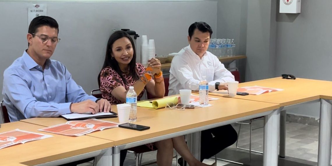 Trámites fáciles, sencillos, limpios y transparentes: Natalia Rivera