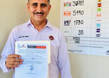 Tras contundente triunfo, recibe Oscar Ortiz constancia de mayoría al obtener el 65.21 % de los votos emitidos