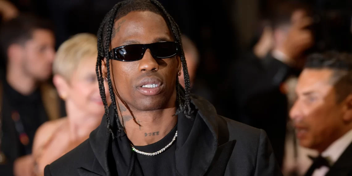 Travis Scott arrestado por allanamiento de propiedad e intoxicación desordenada en Miami