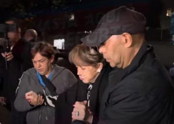 Lolita Ayala reaparece en público con oxígeno en la misa de Talina Fernández