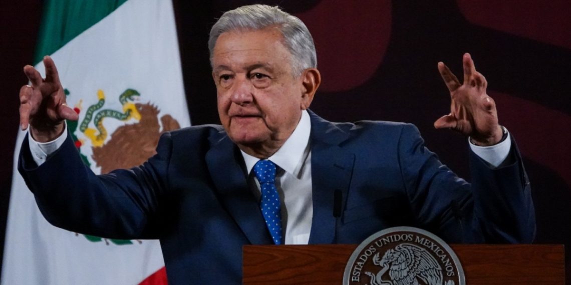 AMLO pide calma a trabajadores del Poder Judicial: No tienen nada que temer, al contrario