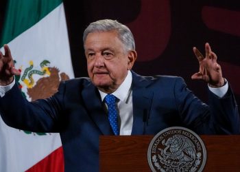 AMLO pide calma a trabajadores del Poder Judicial: No tienen nada que temer, al contrario