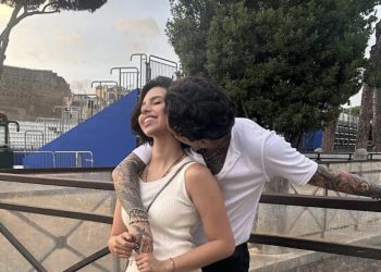 Ángela Aguilar y Christian Nodal confirman que son novios