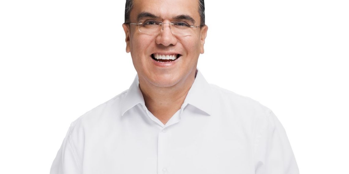 Ramón Flores se declara ganador en el 04 Distrito Electoral