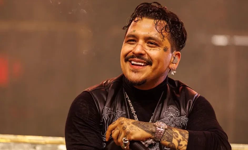 Suspenden concierto de Christian Nodal en Ecuador por amenaza de bomba