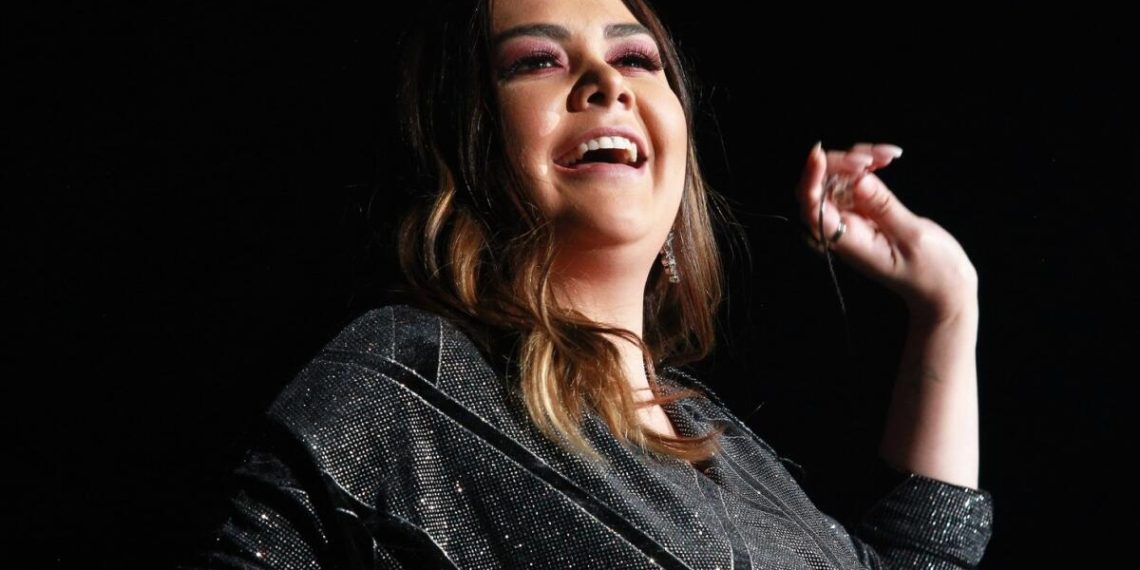 Yuridia niega estar embarazada