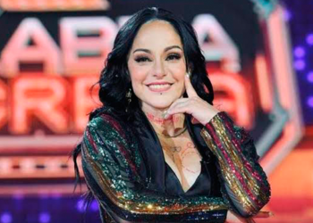 Lolita Cortés “destroza” a Ángela Aguilar