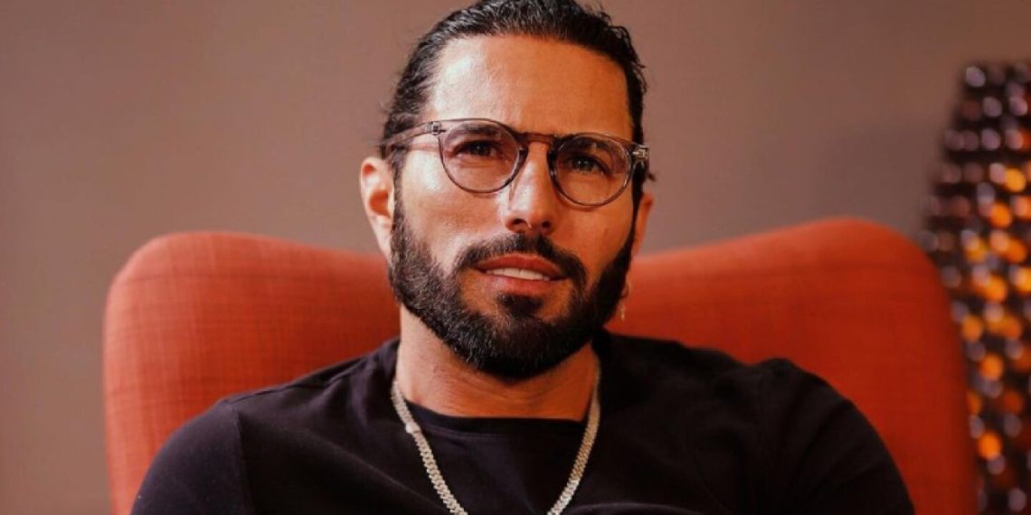 Aseguran que programa de Poncho De Nigris será cancelado por bajo rating