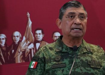 Suspenden cuenta que suplanta a titular de la SEDENA