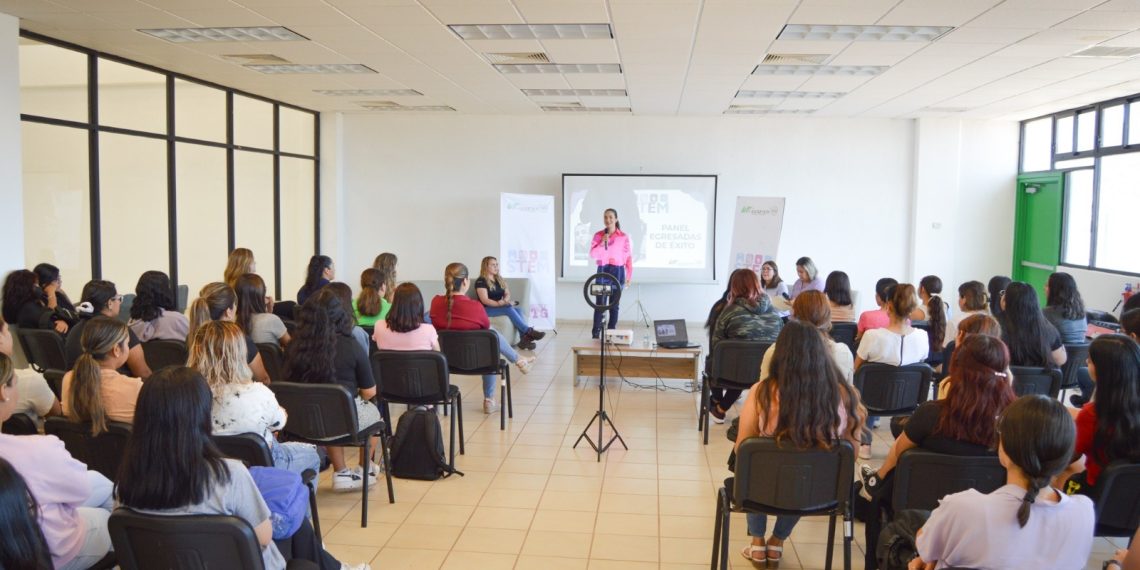 Participa UTGuaymas en Encuentro Nacional de Universitarias STEM 2024