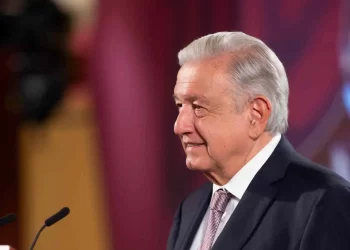 AMLO prevé una mayor reducción de la pobreza en México en 2024