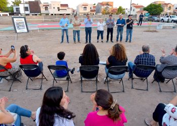 Entrega Toño Astiazarán obra ganadora del Presupuesto CRECES en Montecarlo