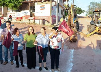 Inicia Ayuntamiento de Guaymas obra de pavimentación en Rastro