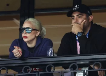 Lady Gaga ya presenta a Michael Polansky como “su prometido”