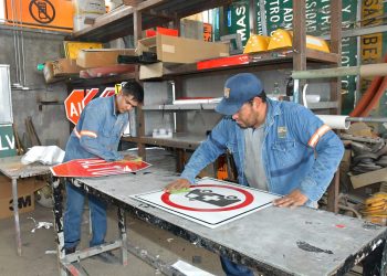 Resuelve Gobierno de Hermosillo faltantes en señalamientos verticales