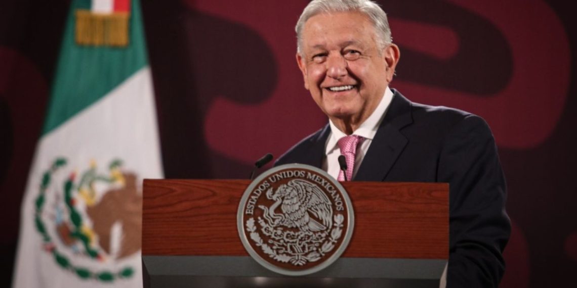 AMLO se congratula tras reconocimiento como uno de los Gobiernos con mayor confianza